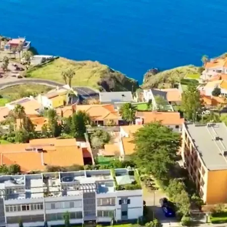 Cristo Rei Coast Comfort * Canico (Madeira)